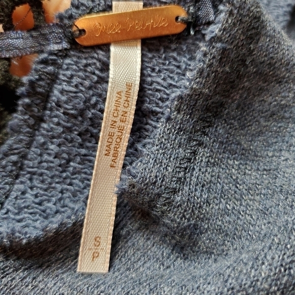 Free People long sleeve top - Picture 12 of 14